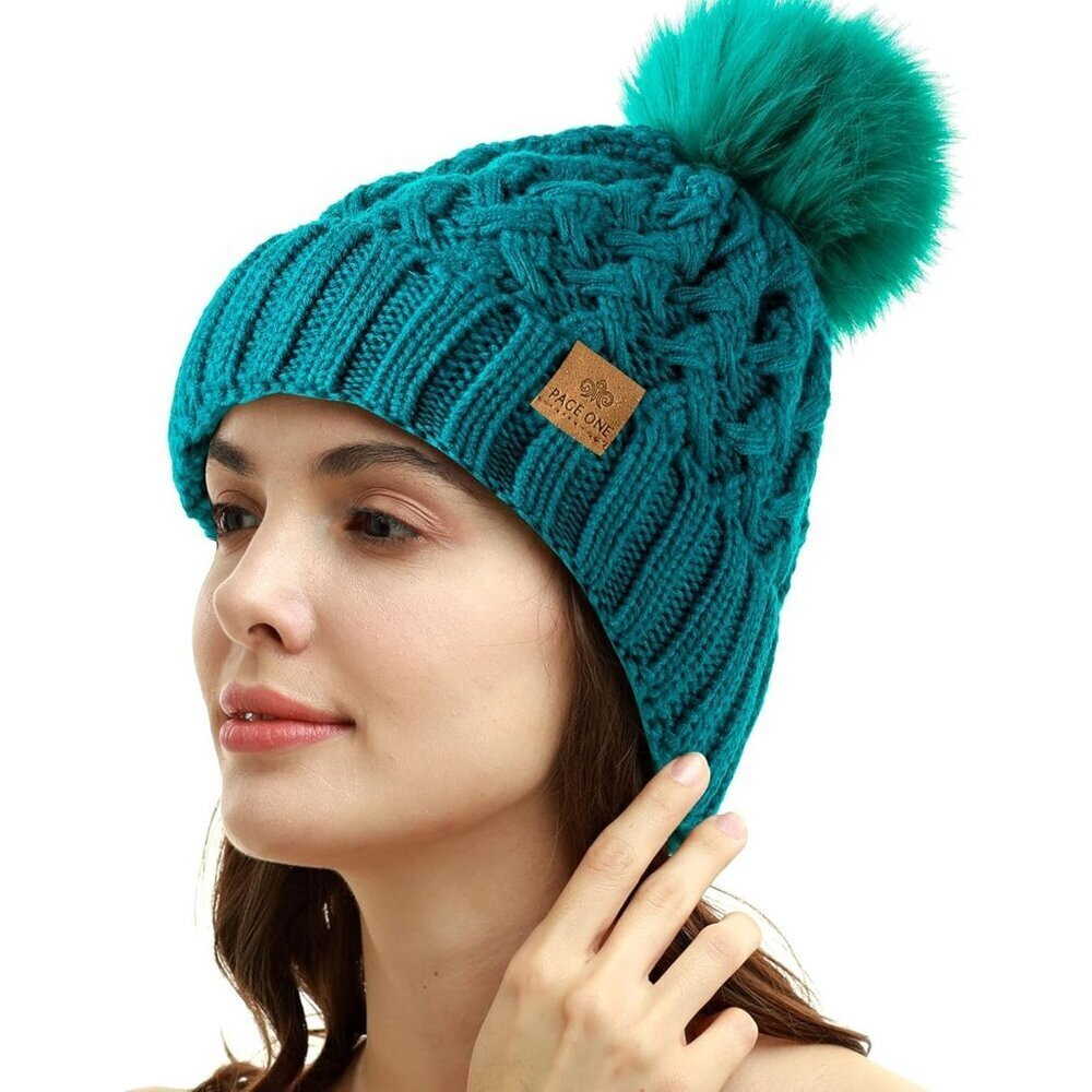 Women’s Green Winter Ribbed Beanie Hat Chunky Cable Knit Pompom Warm - Picture 2 of 6